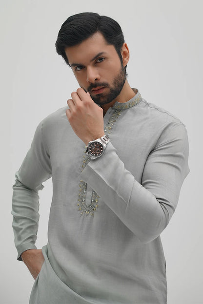 AAROHI KURTA