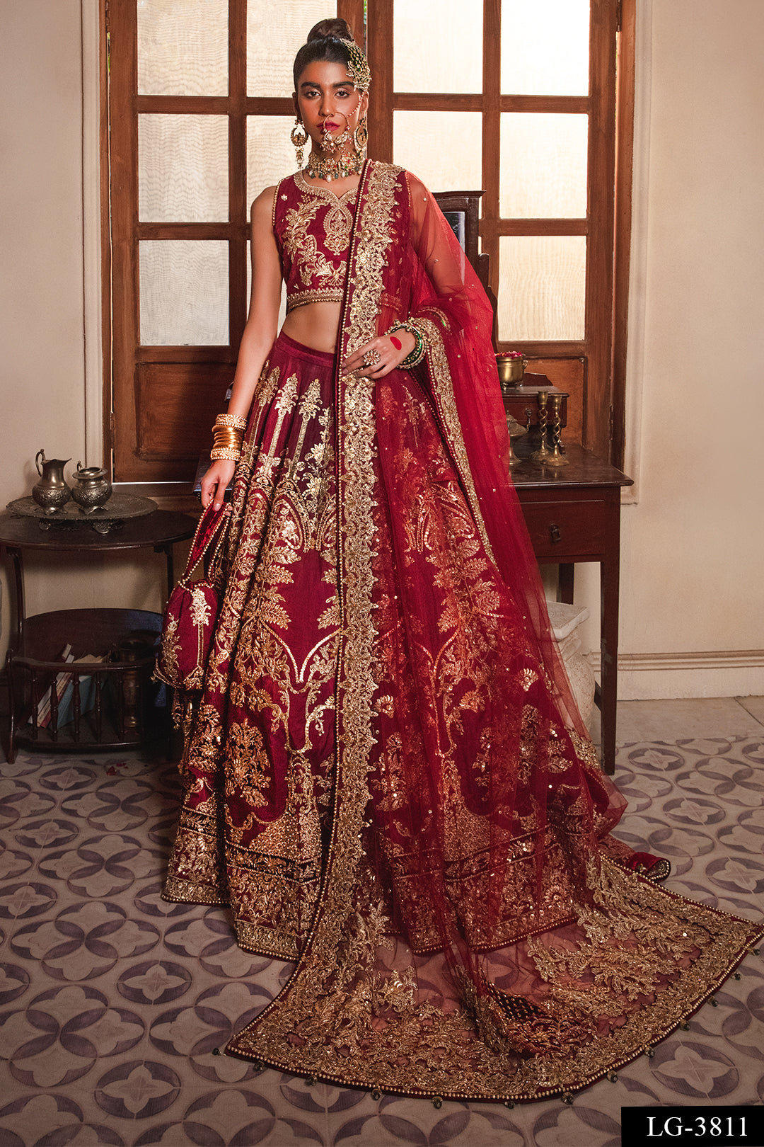 Arezou Lehnga Choli