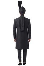 Hunar Sherwani