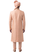 Roshni Sherwani