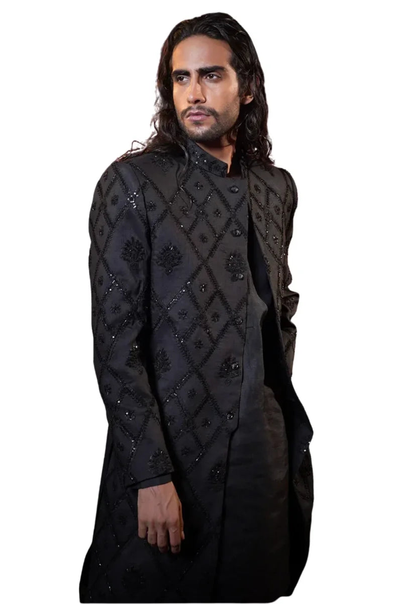 Sarung Sherwani