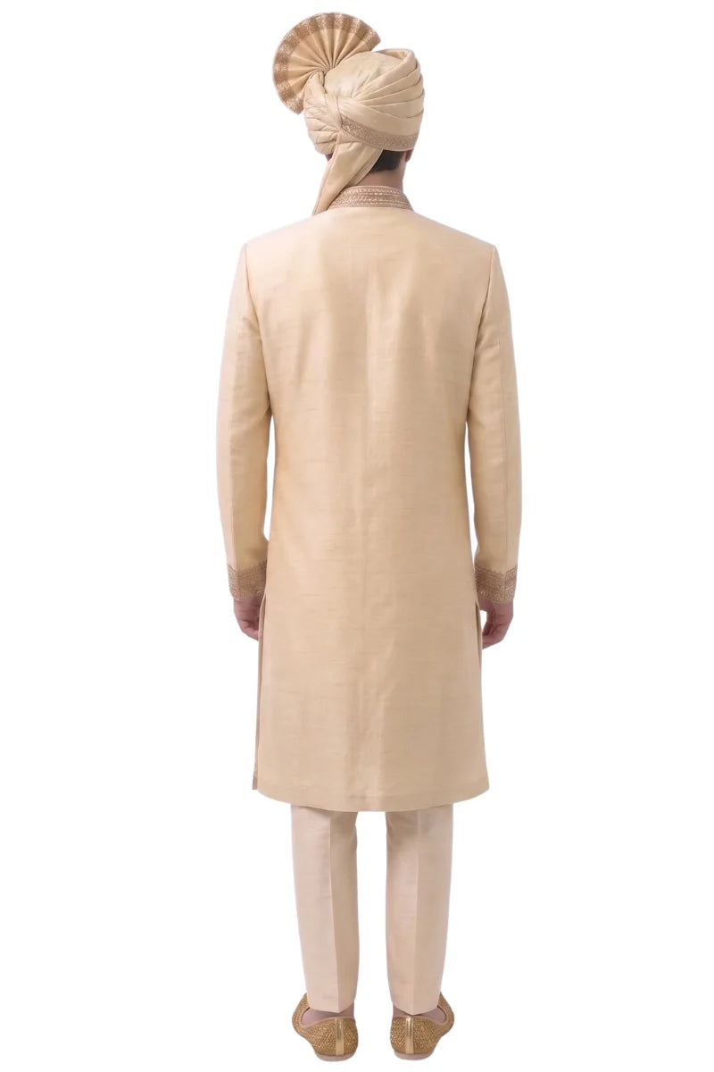 Ruhaniya Sherwani