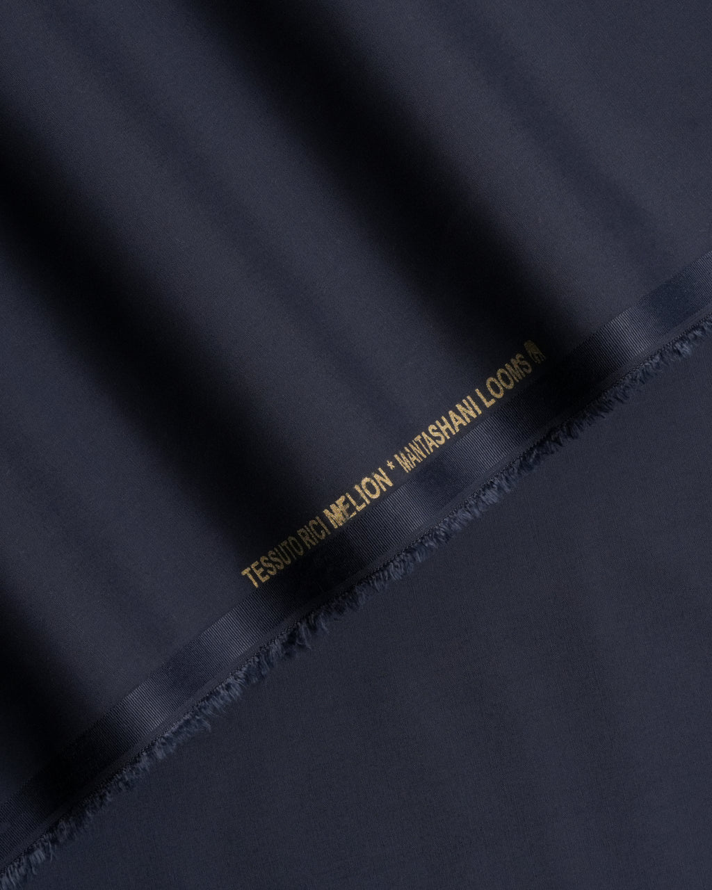 Amari Unstitch Kameez Shalwar