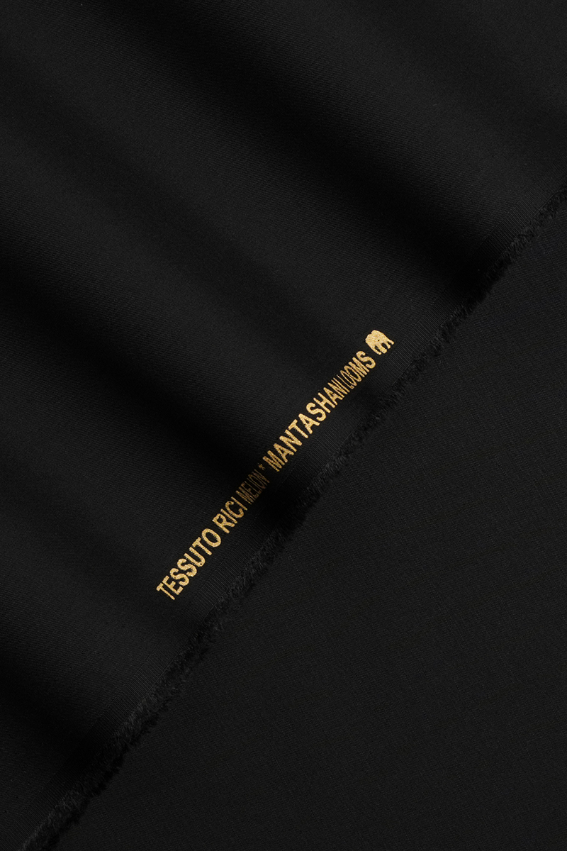 Zarnoor Unstitched Kameez Shalwar-BLK Main image