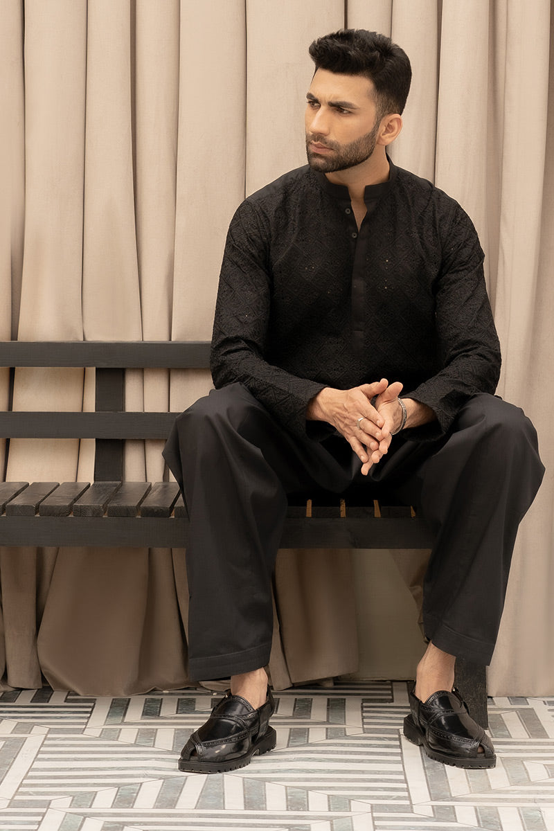 Azlan Kurta - Black Secondary image