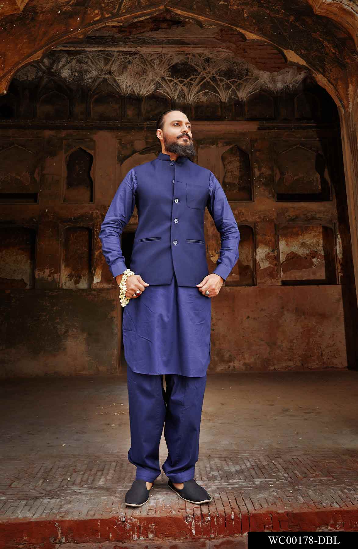 Eclatte Awami Waistcoat