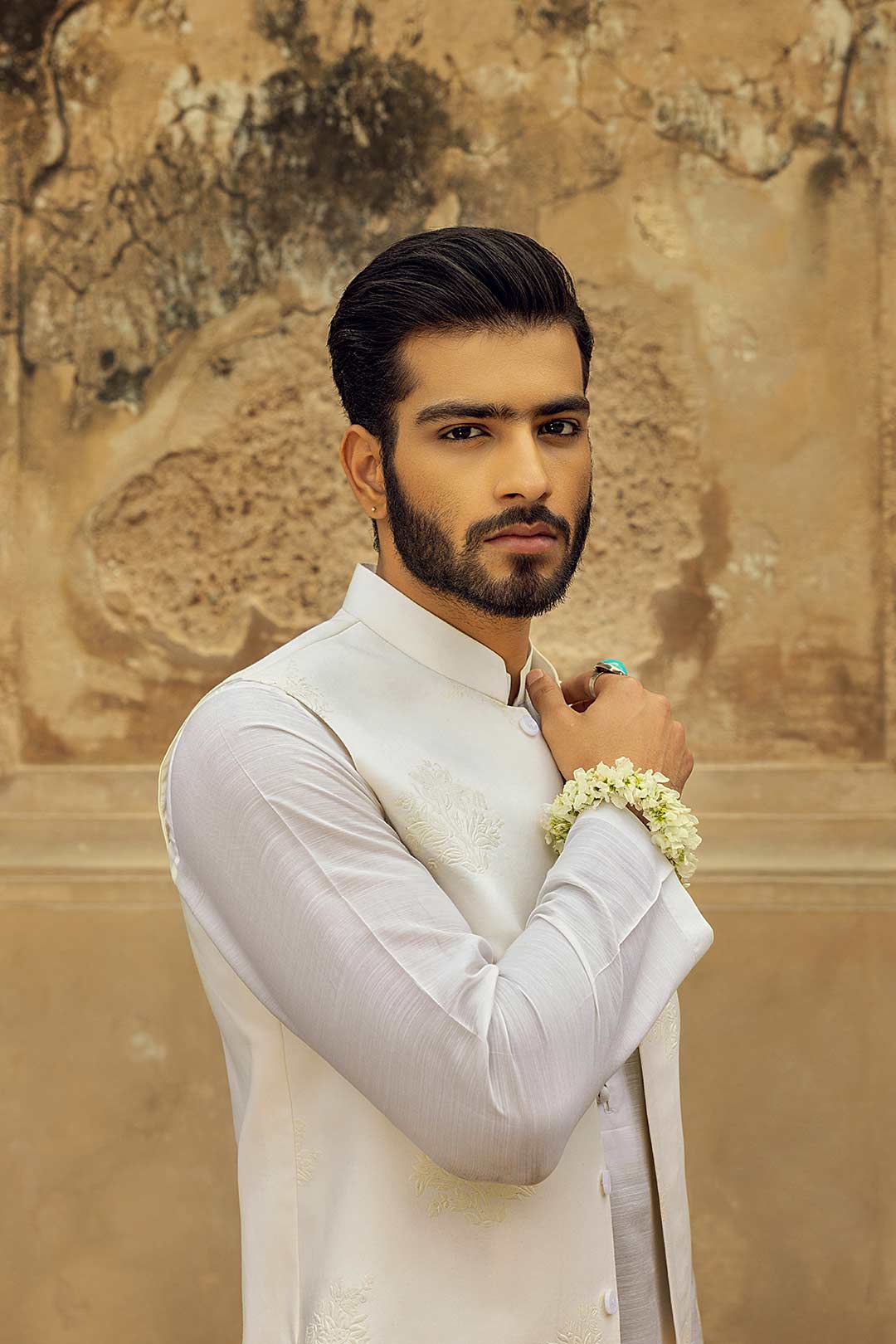 Farrukh Fateh Kurta