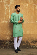 Tari Khan Kurta