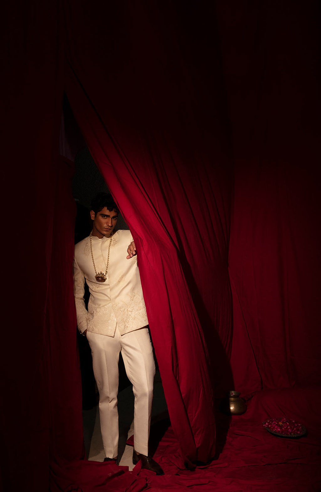 Ewad Prince Suit
